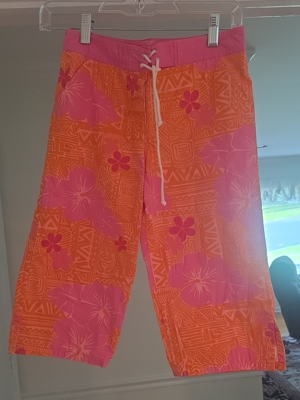 Lilly Pulitzer Kids Orange & Pink Floral Clam Digger Pants- Size 12